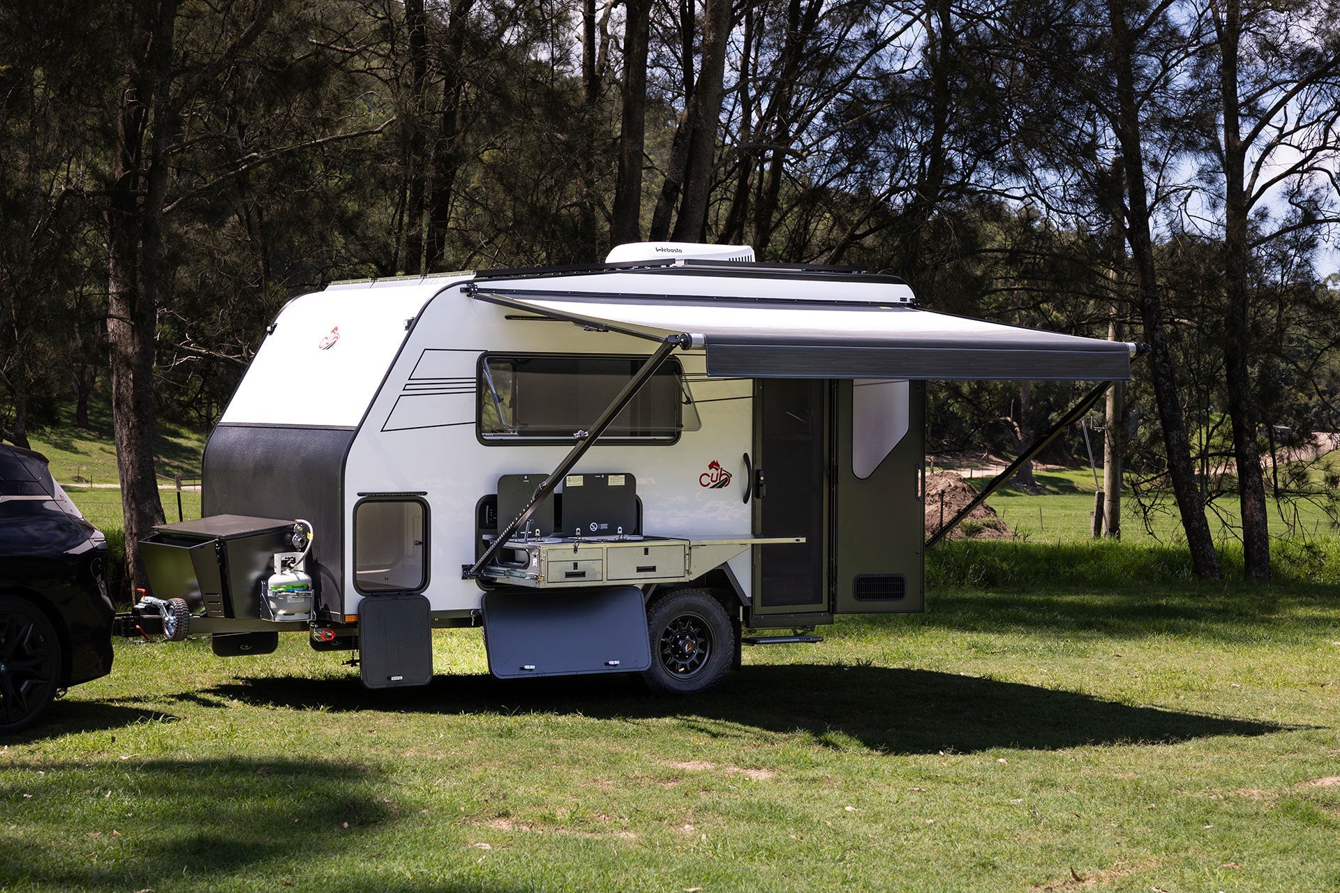 Camper Trailer vs Hybrid Caravan